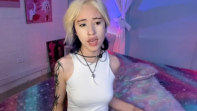 Hannahpage online show from October 22, 2025, 11:53 am