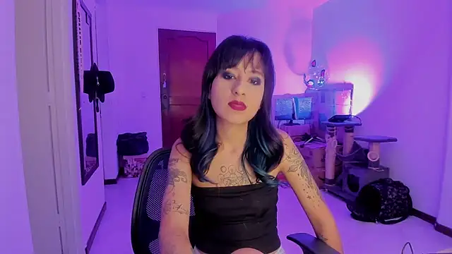 atenea dragon   online show from May 10, 2026, 9:38 pm