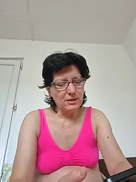 Vera Elle online show from February 11, 2026, 1:00 pm