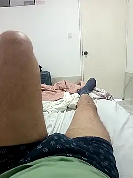 Hugopingonasa2024 online show from February 7, 2026, 8:28 pm