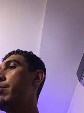 dominik thompson777 online show from November 12, 2025, 12:15 am