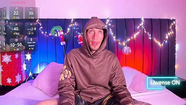 dominik thompson777 online show from November 20, 2025, 3:29 am