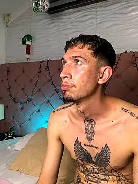 dominik thompson777 online show from November 19, 2025, 12:21 am