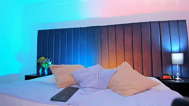 dominik thompson777 online show from October 8, 2025, 4:36 am