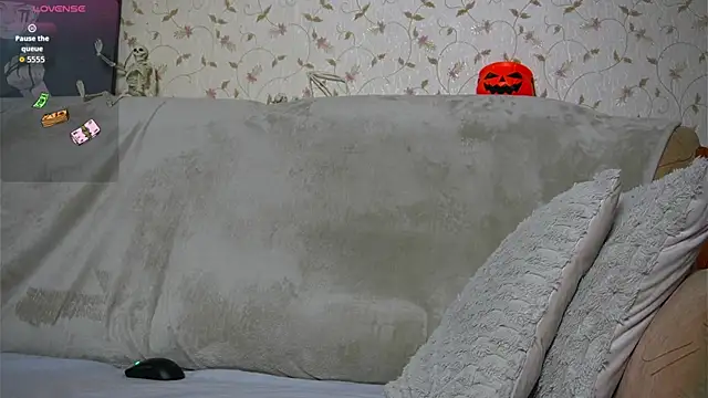 Snapshot of johnstoneisland chatting on October 23, 2025, 6:28 pm johnstoneisland online show from October 23, 2025, 6:28 pm