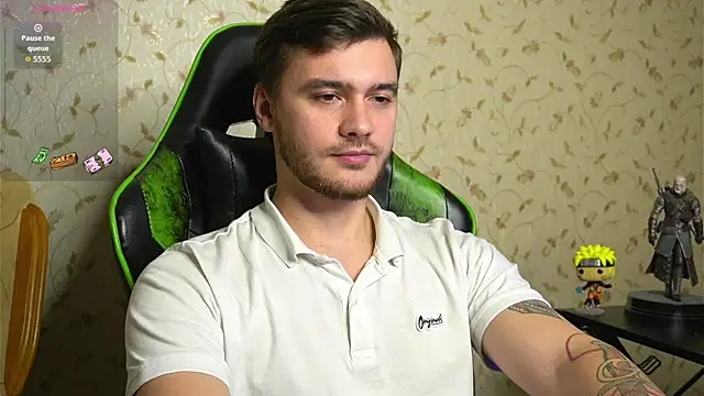 Snapshot of johnstoneisland chatting on October 19, 2025, 8:11 pm johnstoneisland online show from October 19, 2025, 8:11 pm