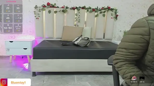 BLUE TAY1 online show from February 21, 2026, 11:45 am