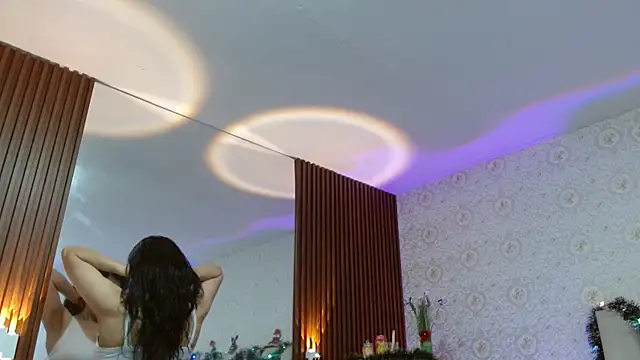 BLUE TAY1 online show from December 3, 2025, 11:42 am