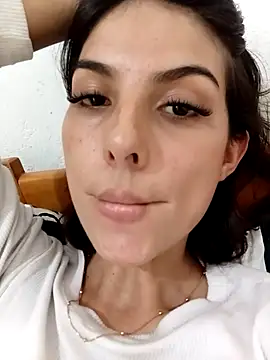 Snapshot of nina_sky chatting on December 4, 2025, 9:25 pm nina sky online show from December 4, 2025, 9:25 pm