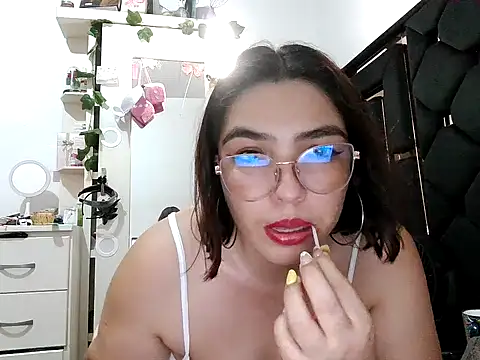 Snapshot of vegacristal88 chatting on May 1, 2026, 9:20 pm vegacristal88 online show from May 1, 2026, 9:20 pm
