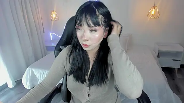 Snapshot of Noahcryptic chatting on November 3, 2025, 6:29 am Noahcryptic online show from November 3, 2025, 6:29 am