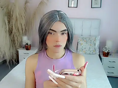 nathalialoes1 online show from November 9, 2025, 1:53 am