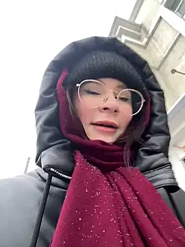 MartaBrent online show from March 10, 2026, 12:53 pm