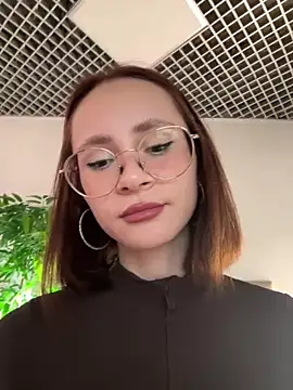 MartaBrent online show from July 6, 2026, 4:53 pm