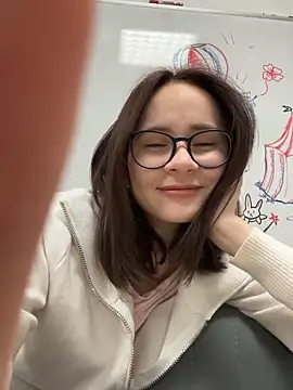 MartaBrent online show from March 17, 2026, 11:08 pm