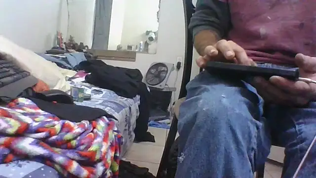 Snapshot of jarjar83 chatting on November 27, 2025, 5:35 pm jarjar83 online show from November 27, 2025, 5:35 pm