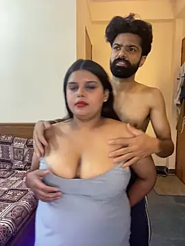 Snapshot of SugarDaddy177 chatting on September 28, 2025, 11:39 am SugarDaddy177 online show from September 28, 2025, 11:39 am