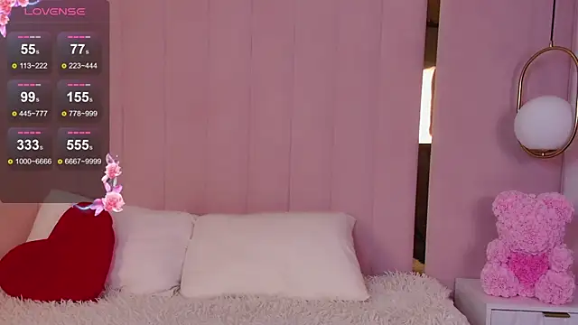 Snapshot of Miranda_Kerry chatting on November 28, 2025, 6:24 am Miranda Kerry online show from November 28, 2025, 6:24 am