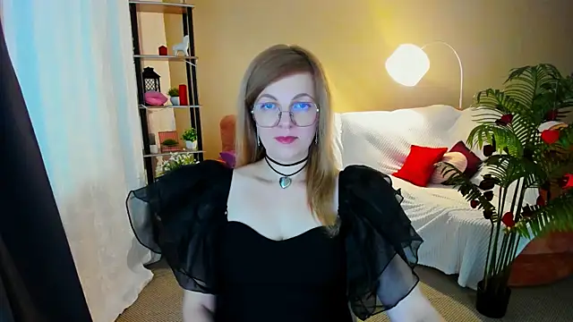 Snapshot of YourUniverser chatting on February 15, 2026, 8:13 am YourUniverser online show from February 15, 2026, 8:13 am