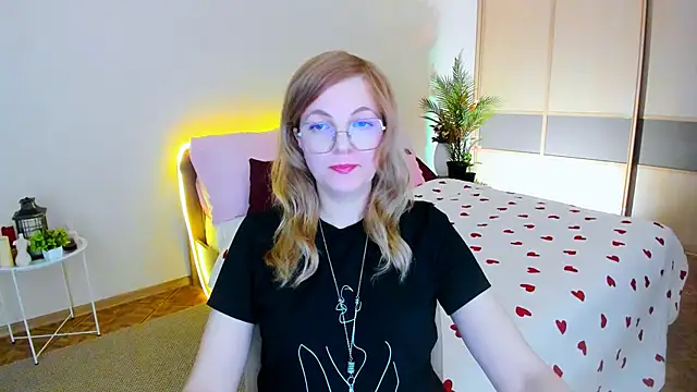 YourUniverser online show from June 5, 2026, 9:26 am