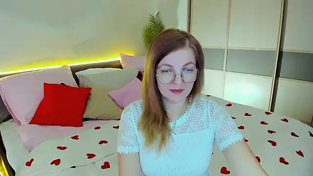 Snapshot of YourUniverser chatting on March 8, 2026, 11:24 am YourUniverser online show from March 8, 2026, 11:24 am