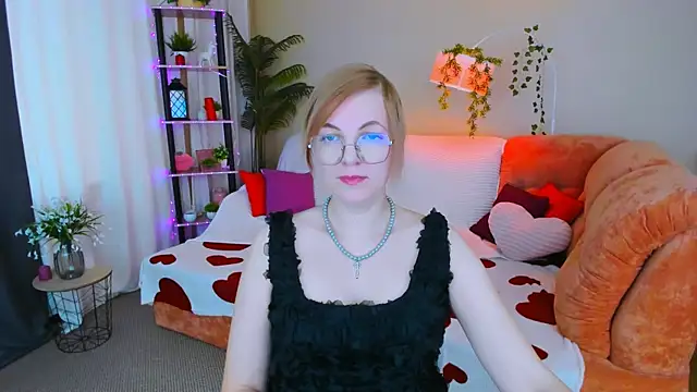 YourUniverser online show from June 9, 2026, 9:32 am