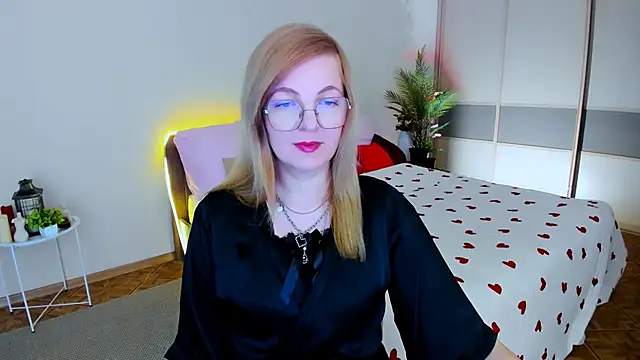 YourUniverser online show from June 15, 2026, 9:31 am