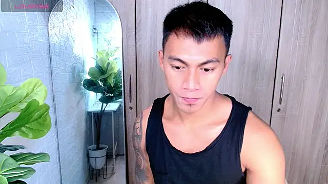 PinooyMilker online show from April 28, 2026, 2:43 pm