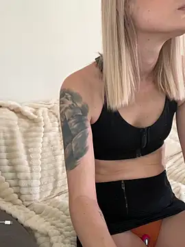 Lesamantssexy online show from March 7, 2026, 3:39 pm