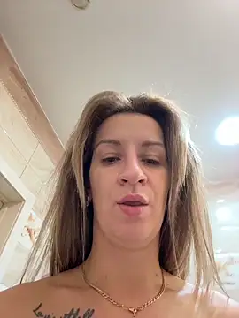 EvvaMur online show from February 12, 2026, 1:49 am