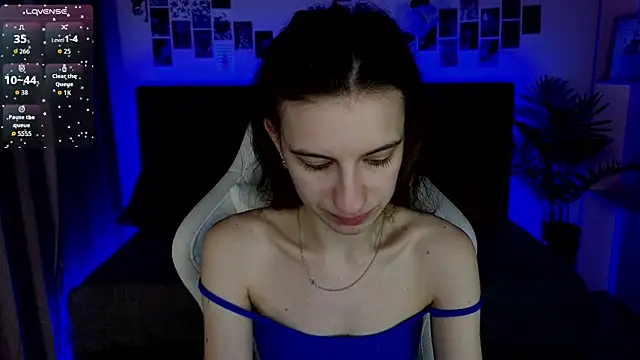 Snapshot of kaleriyaa_ chatting on November 13, 2025, 1:31 am kaleriyaa online show from November 13, 2025, 1:31 am