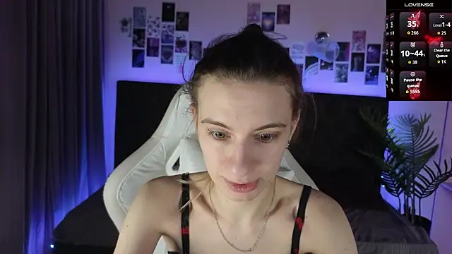 kaleriyaa  online show from February 20, 2026, 1:24 am