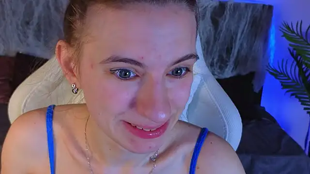 Snapshot of kaleriyaa_ chatting on October 25, 2025, 1:27 am kaleriyaa online show from October 25, 2025, 1:27 am