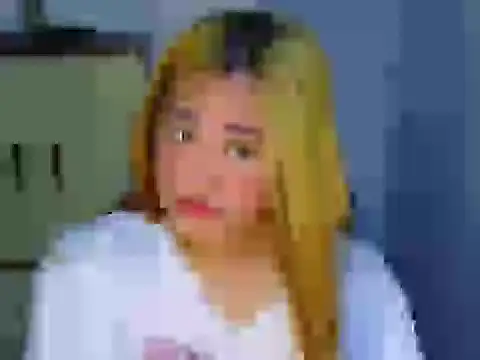 Snapshot of Annierose_ts chatting on February 6, 2026, 10:17 pm Annierose ts online show from February 6, 2026, 10:17 pm