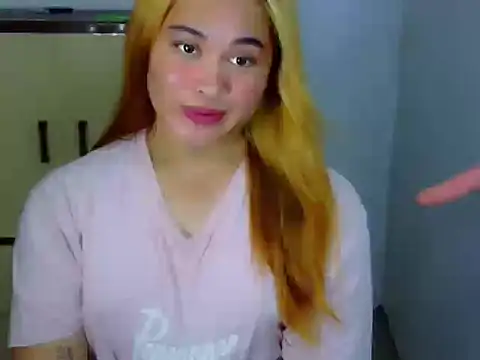 Snapshot of Annierose_ts chatting on February 16, 2026, 9:02 pm Annierose ts online show from February 16, 2026, 9:02 pm