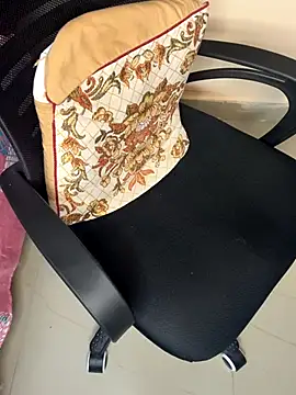 linishal online show from October 13, 2025, 4:52 pm