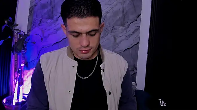 William Steel  online show from November 4, 2025, 3:43 am