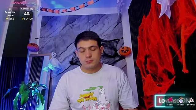 William Steel  online show from October 8, 2025, 11:45 am