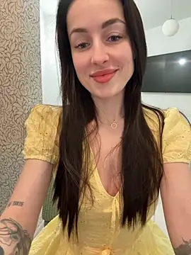 Snapshot of SakuraSara chatting on December 3, 2025, 1:21 pm SakuraSara online show from December 3, 2025, 1:21 pm