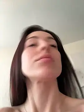 SakuraSara online show from March 7, 2026, 3:46 am