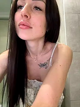 Snapshot of SakuraSara chatting on November 12, 2025, 5:44 am SakuraSara online show from November 12, 2025, 5:44 am