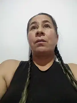 Nala1986 online show from October 3, 2025, 2:26 am