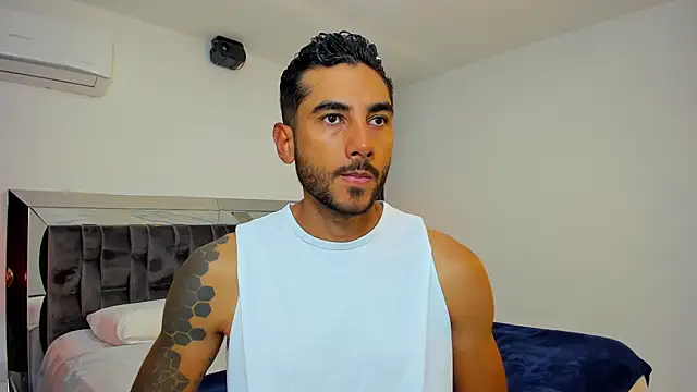 MARC THOMPSON  online show from October 25, 2025, 12:10 am