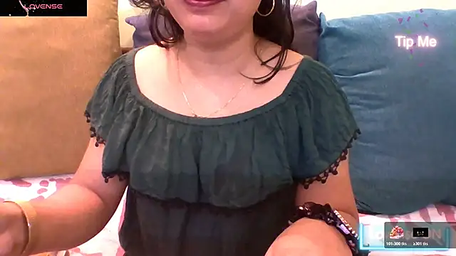 Snapshot of mitali_sanju chatting on October 21, 2025, 4:28 pm mitali sanju online show from October 21, 2025, 4:28 pm