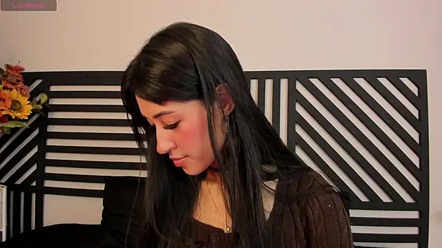 Snapshot of princess_ivy_ chatting on September 23, 2025, 1:51 pm princess ivy  online show from September 23, 2025, 1:51 pm