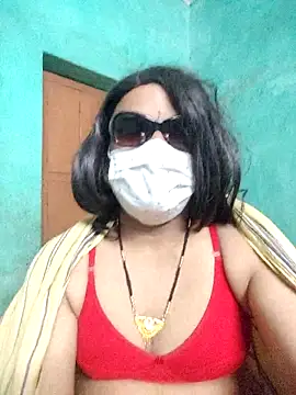 hot silkkol online show from April 9, 2026, 7:53 pm
