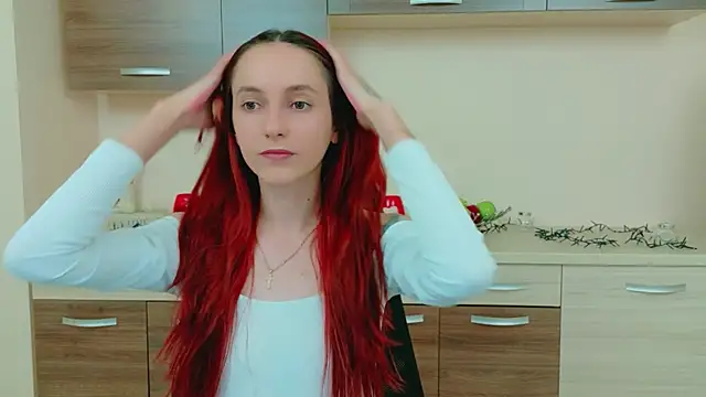 Julia Jae online show from April 28, 2026, 7:13 am