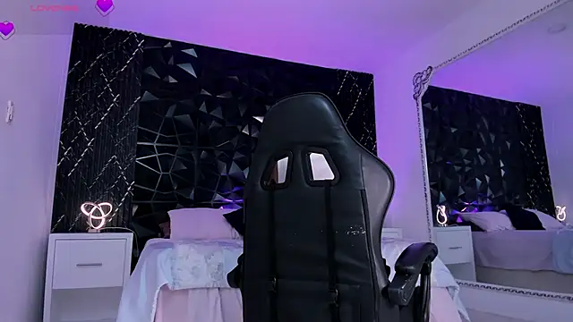 JulienSaint online show from February 12, 2026, 12:38 pm