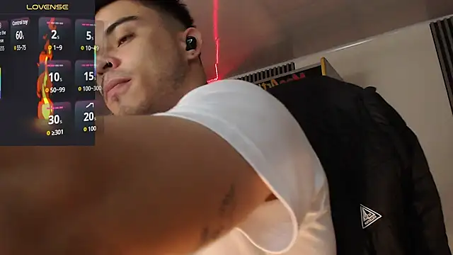 Bastian MCcormick online show from November 15, 2025, 12:42 pm