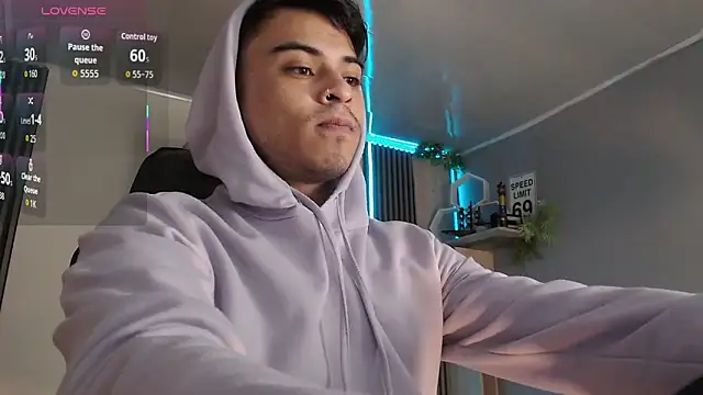 Bastian MCcormick online show from November 12, 2025, 12:09 pm